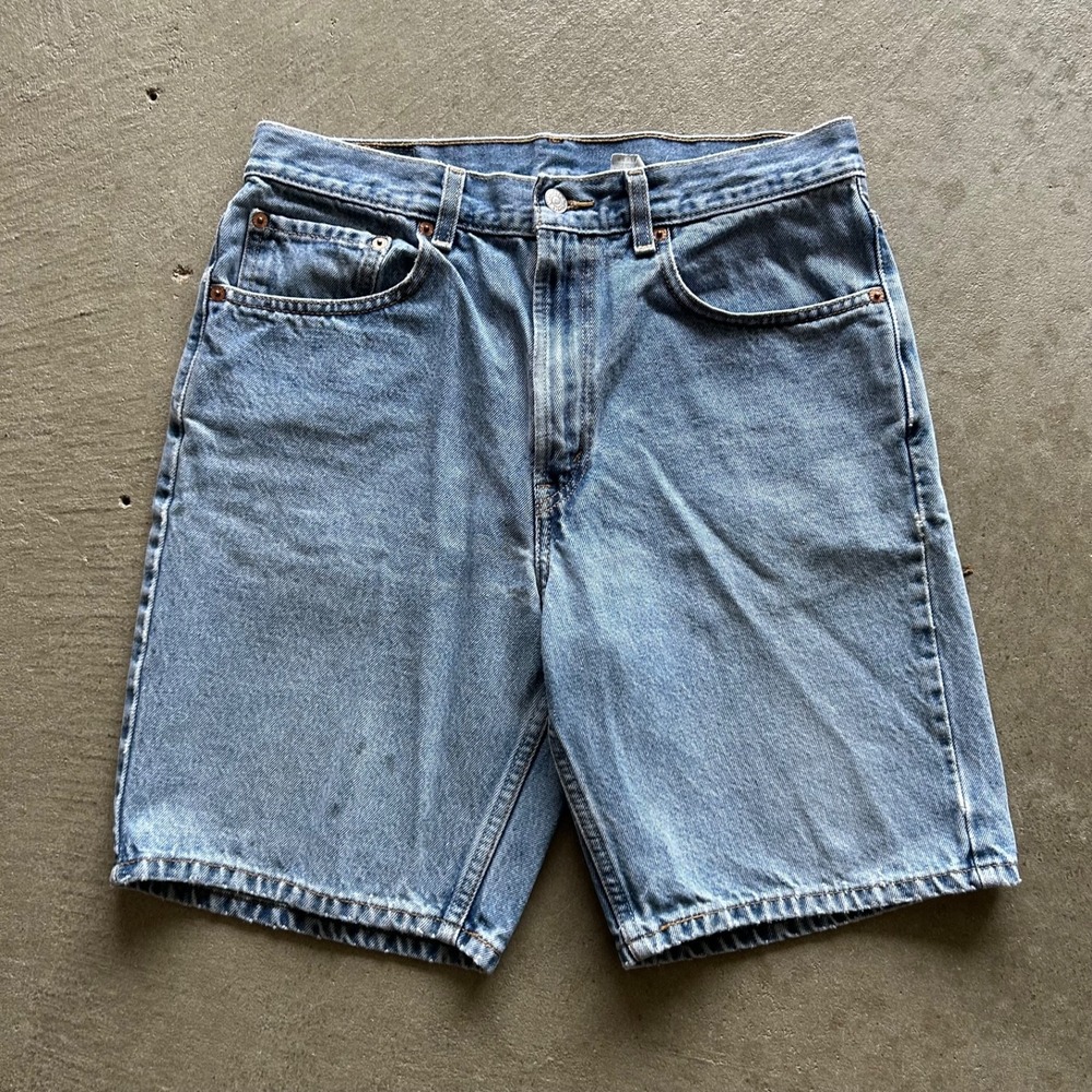 Vintage 90s Levis 505 Jean Shorts Size‎ 33 Blue Light Wash Relaxed Fit USA Made